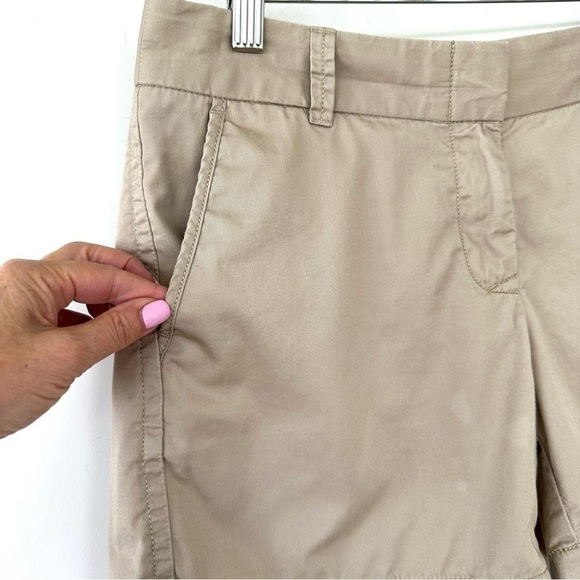 J. Crew Chino Broken-in shorts in 💯  cotton, medium rise - Picture 3 of 9